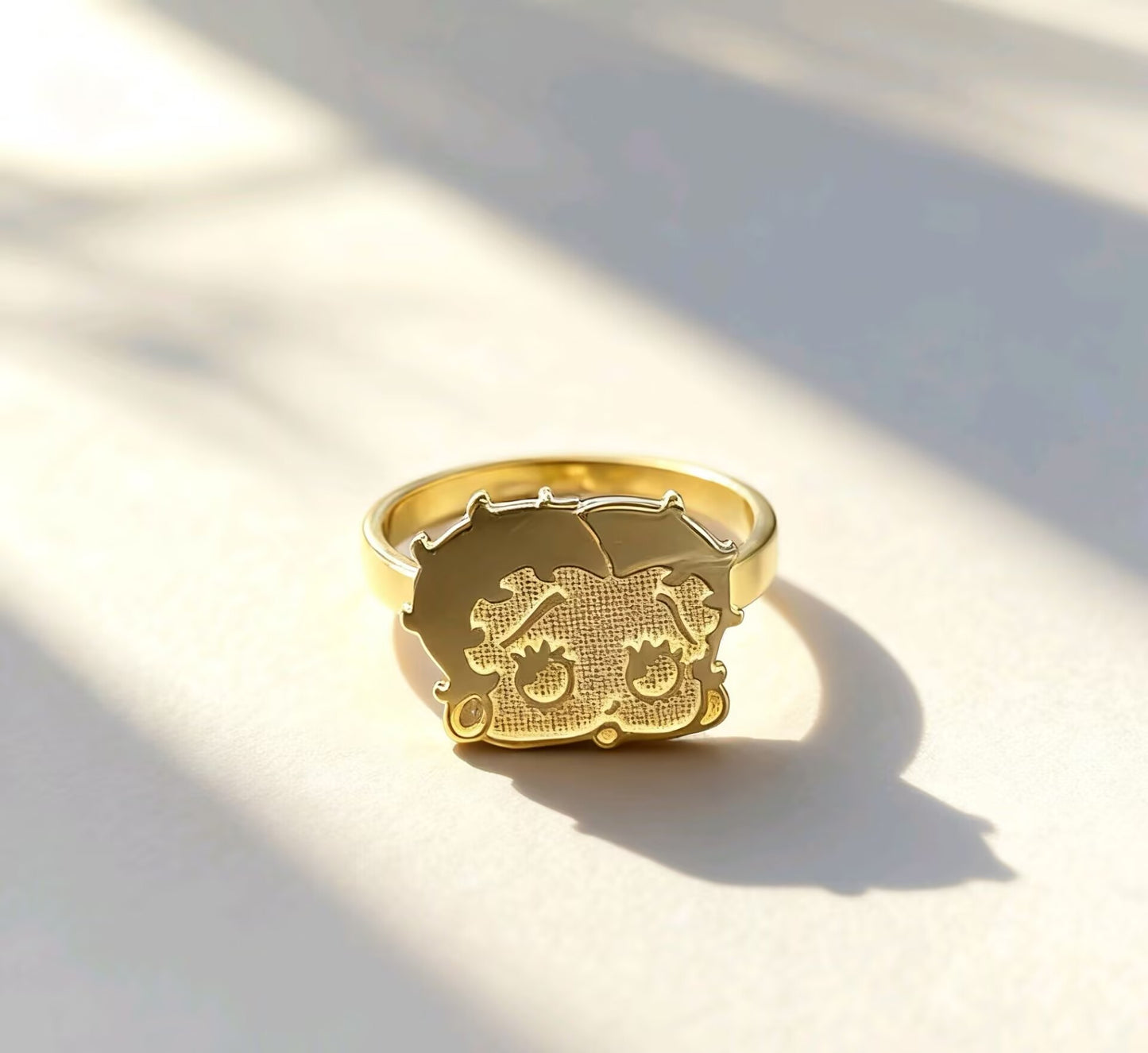 Hello Kitty ring