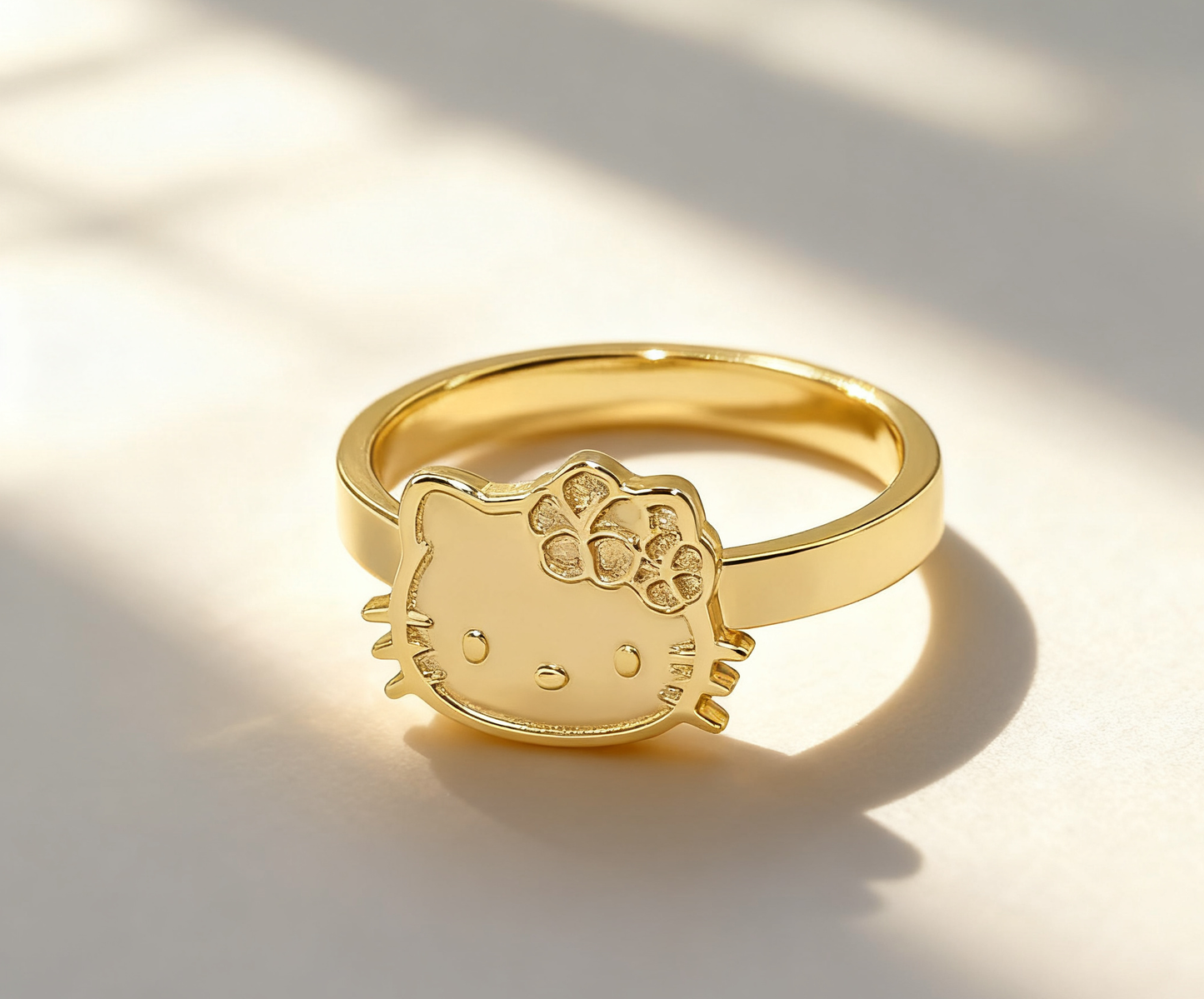 Hello Kitty ring